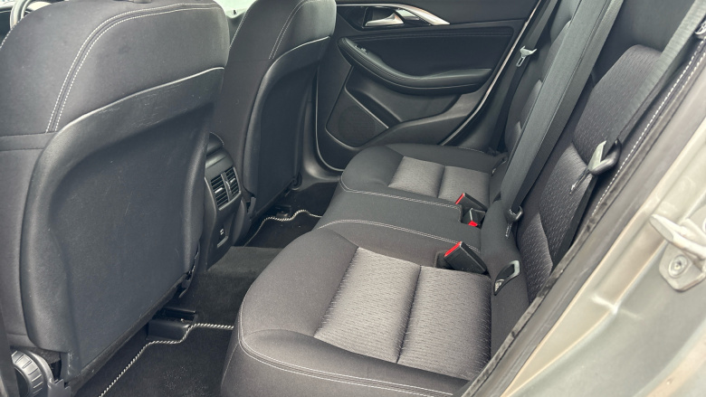 Infiniti Qx30 2.2d Premium 5dr DCT Diesel Estate